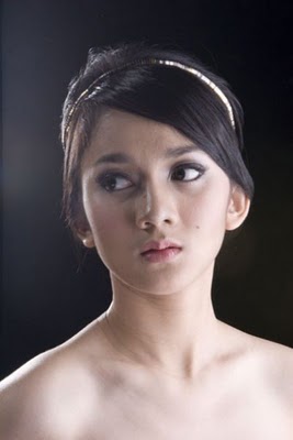  Indonesia on Gadis Gadis Cantik Dari Indonesia    Foto Cewek Cantik Indonesia
